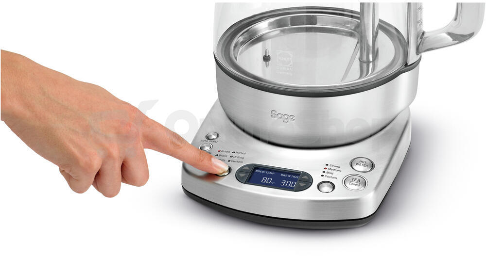 Rychlovarná konvice Sage BTM800BSS