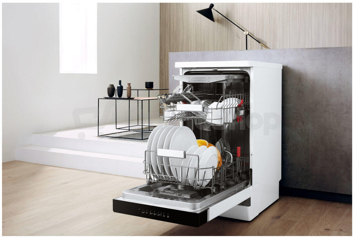 Myčka Whirlpool WSFO 3O23 PF