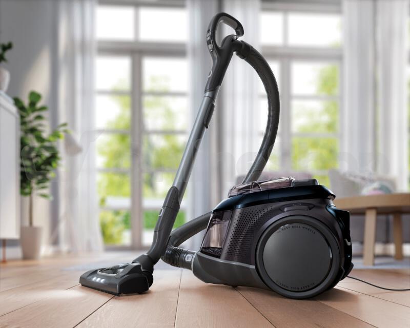 Bezsáčkový vysavač Electrolux Pure C9 PC91-8STM