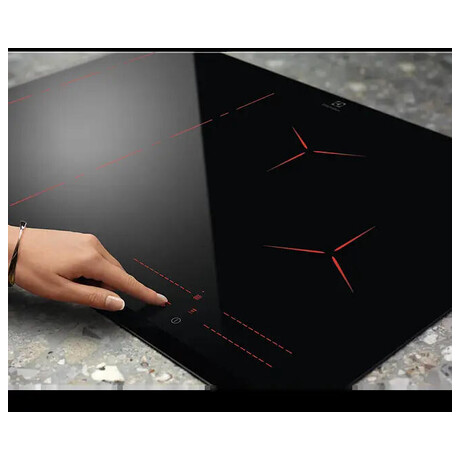 Electrolux 600 PURE Infinite EIP8146I, lehce pokozeno (foto 2)