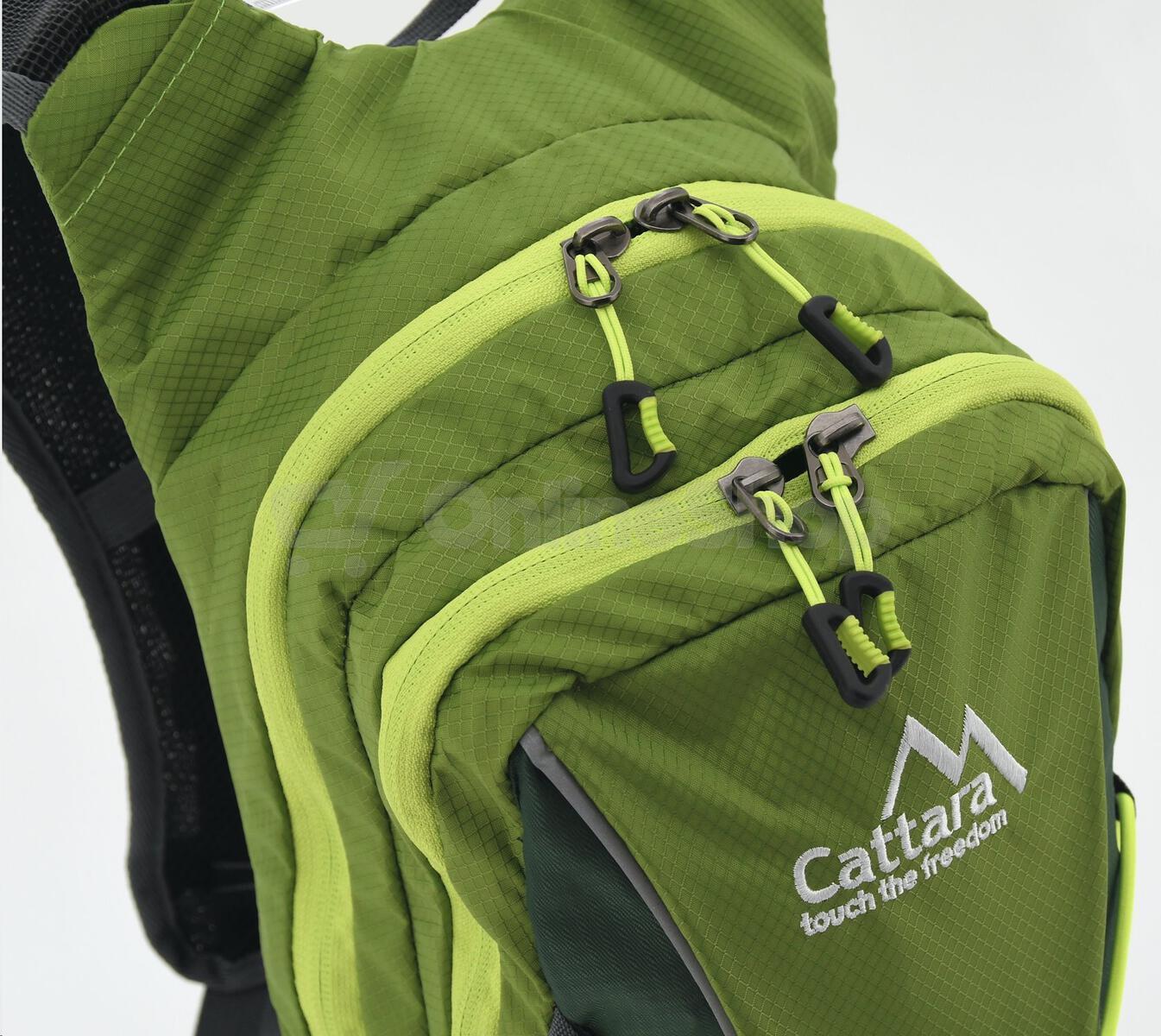 Batoh Cattara 10 l + 2 l pitný vak Green