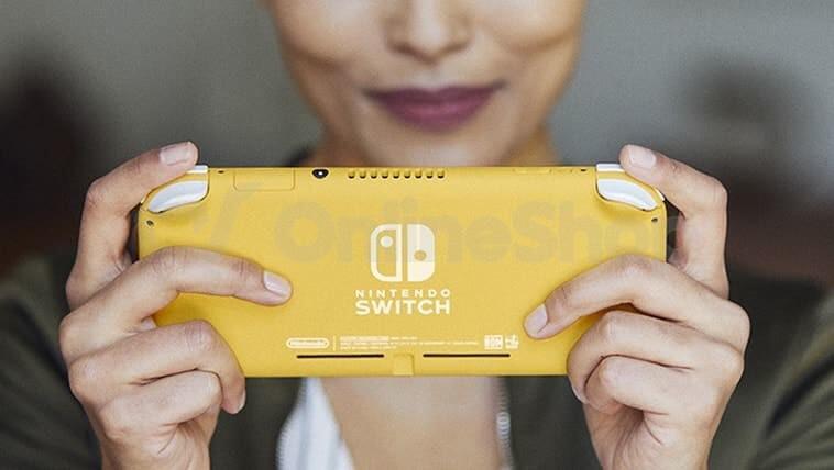 Herní konzole NINTENDO Switch Lite žlutá (NSH110)