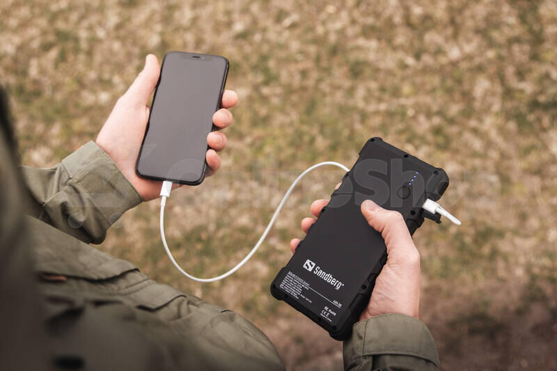 Powerbanka Sandberg USB 24000 mAh, Outdoor Solar, černá (420-38)