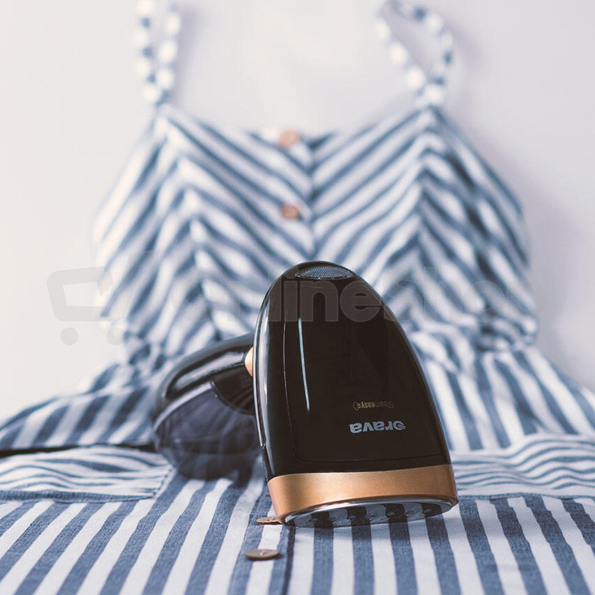 Napařovač oděvů Orava Steameasy