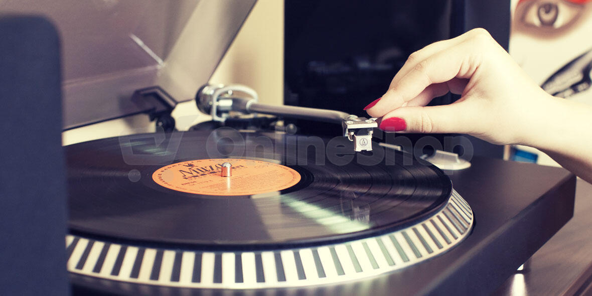 Gramofon Kruger&Matz TT-602