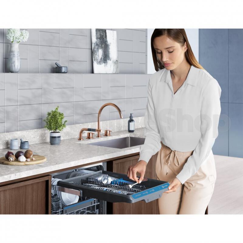 Myčka nádobí Electrolux EEM63310L 700 GlassCare