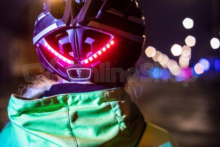 Chytrá cyklistická helma Safe-Tec TYR 3 XL 61 cm - 63 cm, bílá