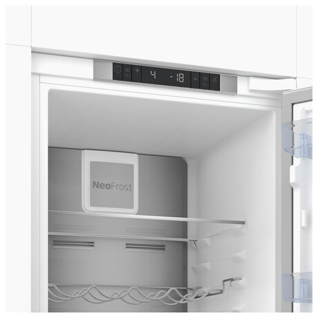 BEKO BCNA306E4SN (foto 1)
