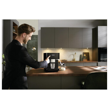 Miele CM&nbsp;6160 obsidian černá (foto 6)