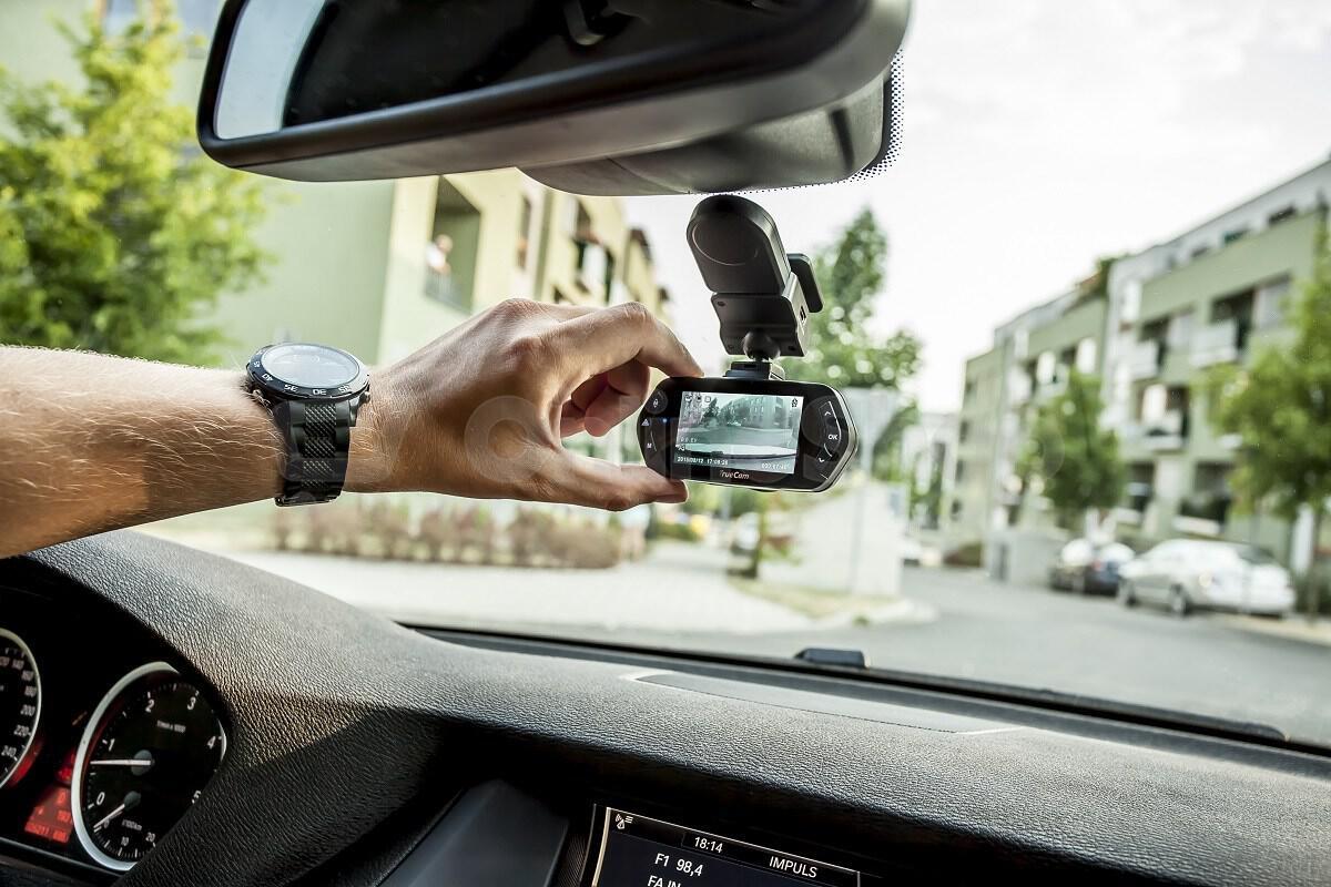 Autokamera TrueCam A7s GPS (s hlášením radarů)