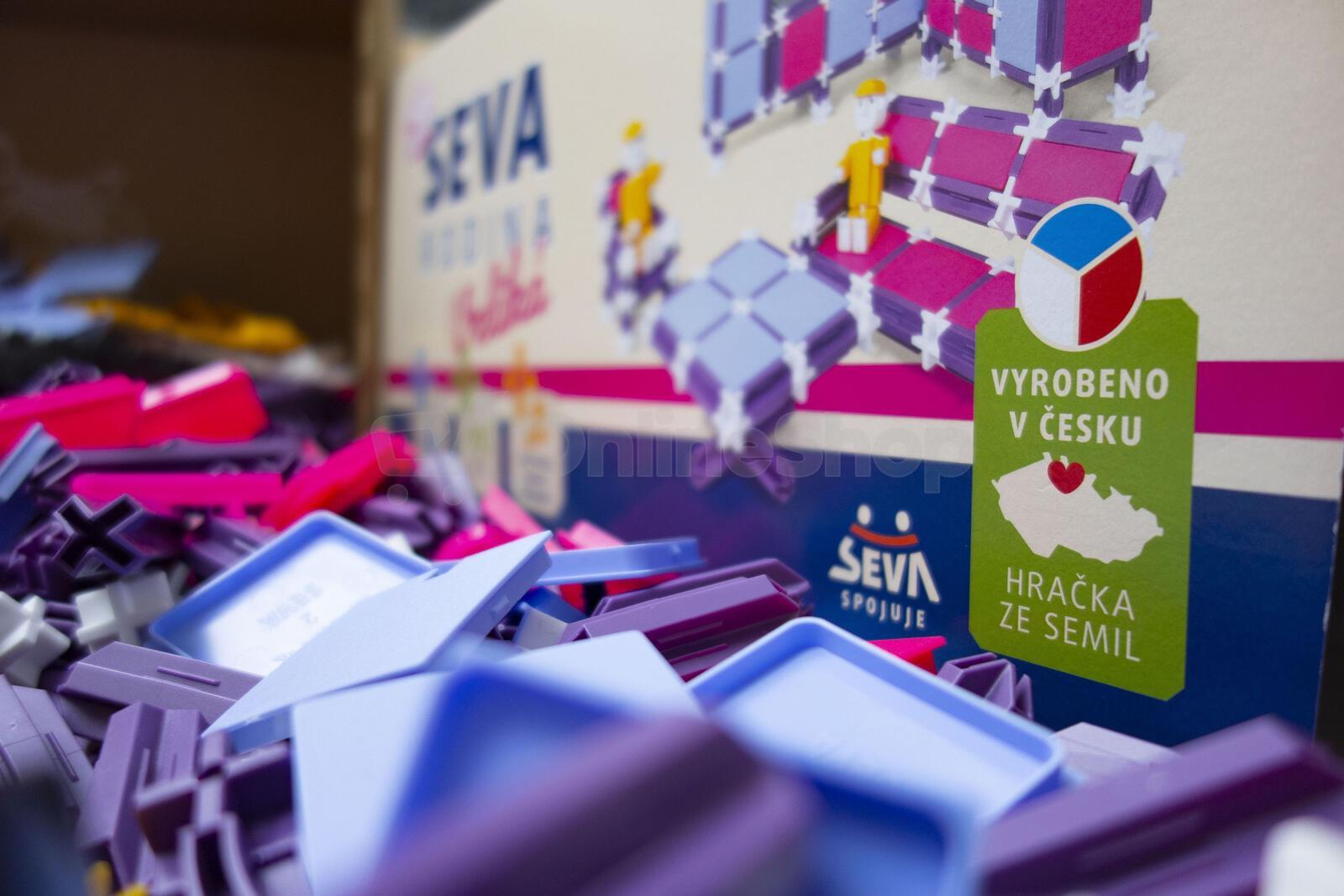 Stavebnice Seva plast Rodina Veliká 915 ks