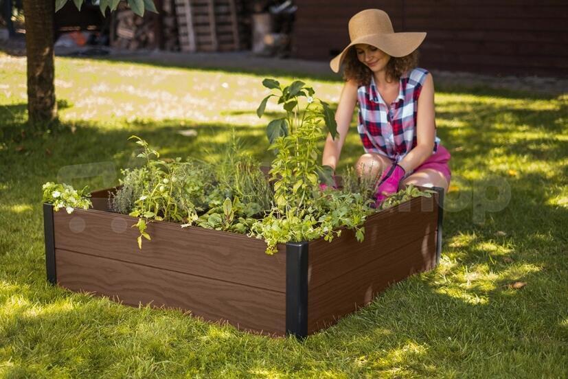 Vyvýšený záhon Keter MAPLE SQUARE 106 × 32 × 106 cm, hnědý