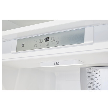 Chladnika Whirlpool SP40 802 EU