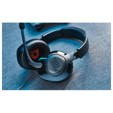 JBL Quantum 200, černá (foto 10)