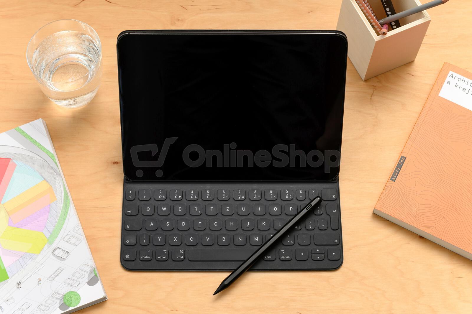 Dotykové pero FIXED Graphite pro iPady s chytrým hrotem a magnety, černé