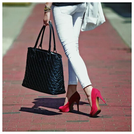 SoloNY WALDORF TOTE, černá (foto 6)