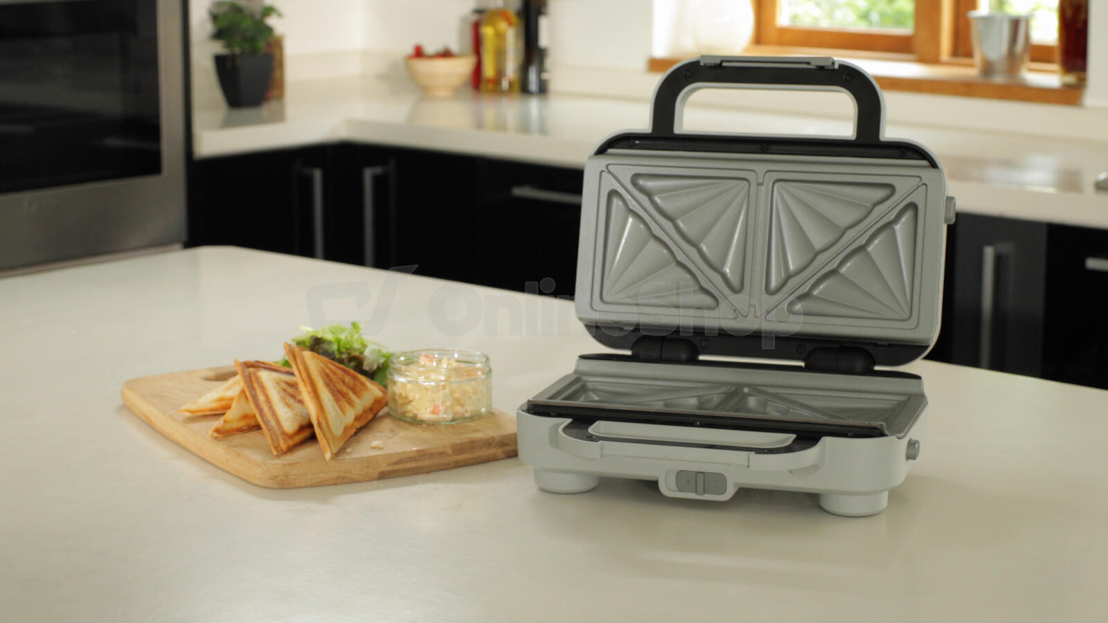 Sendvičovač Breville VST070X