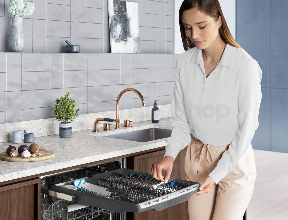 Myčka ELECTROLUX EEM69300IX