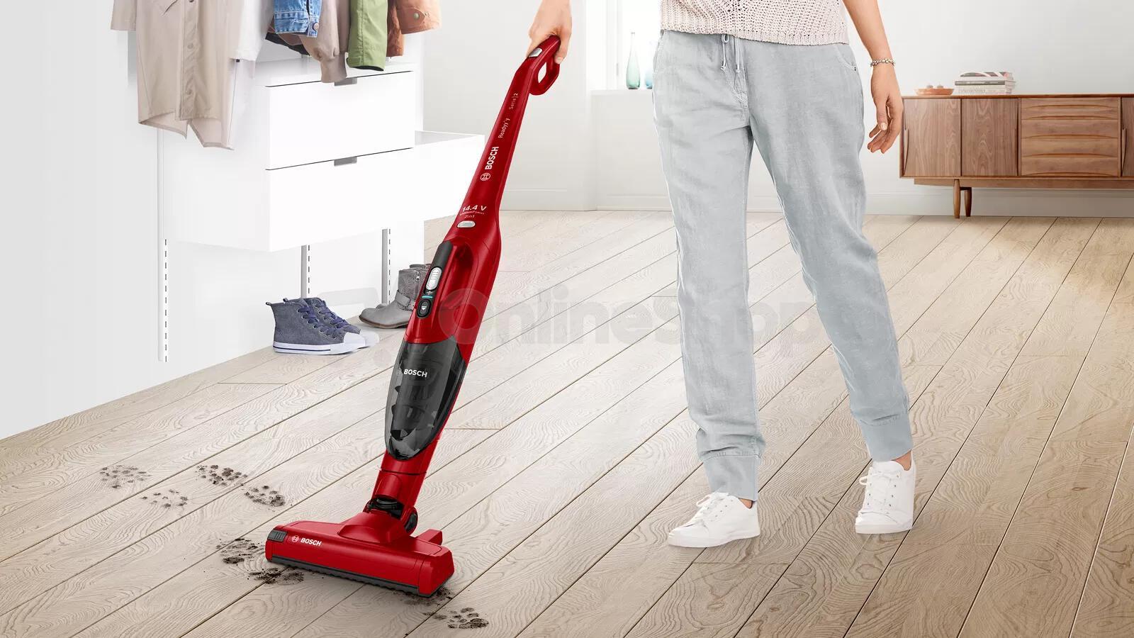 Tyčový vysavač Bosch BBHF214R