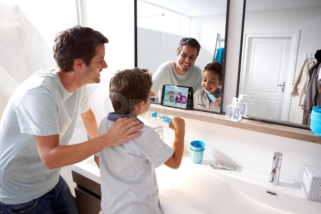 Elektrický zubní kartáček Philips Sonicare HX6322/04