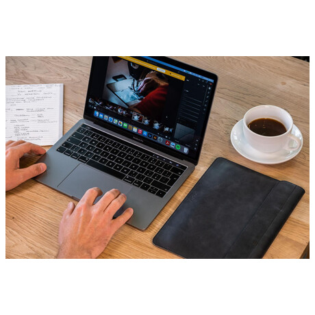 FIXED Oxford pro Apple MacBook Air 13", černé (foto 3)