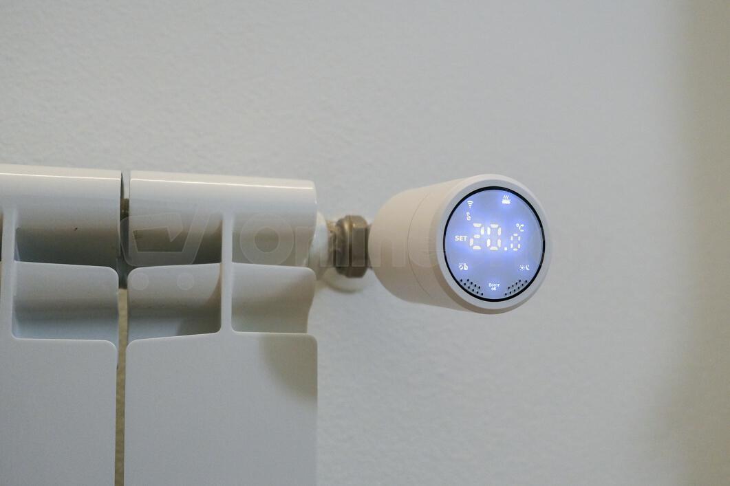 3x Immax NEO Smart Termostatická hlavice Zigbee