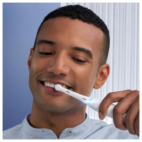 Elektrick zubn kartek Oral-B iO Series 7N White Alabaster