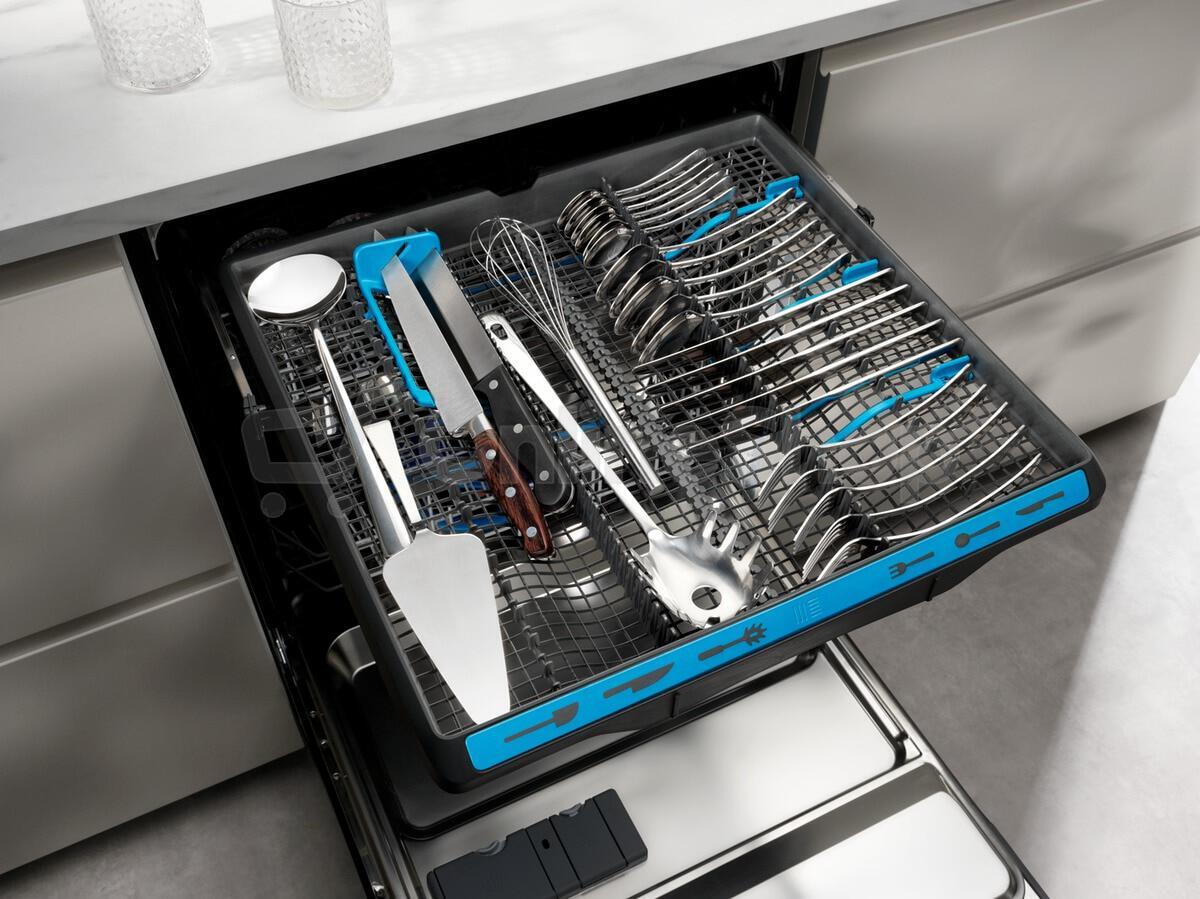 Myčka Electrolux EEM48200IX