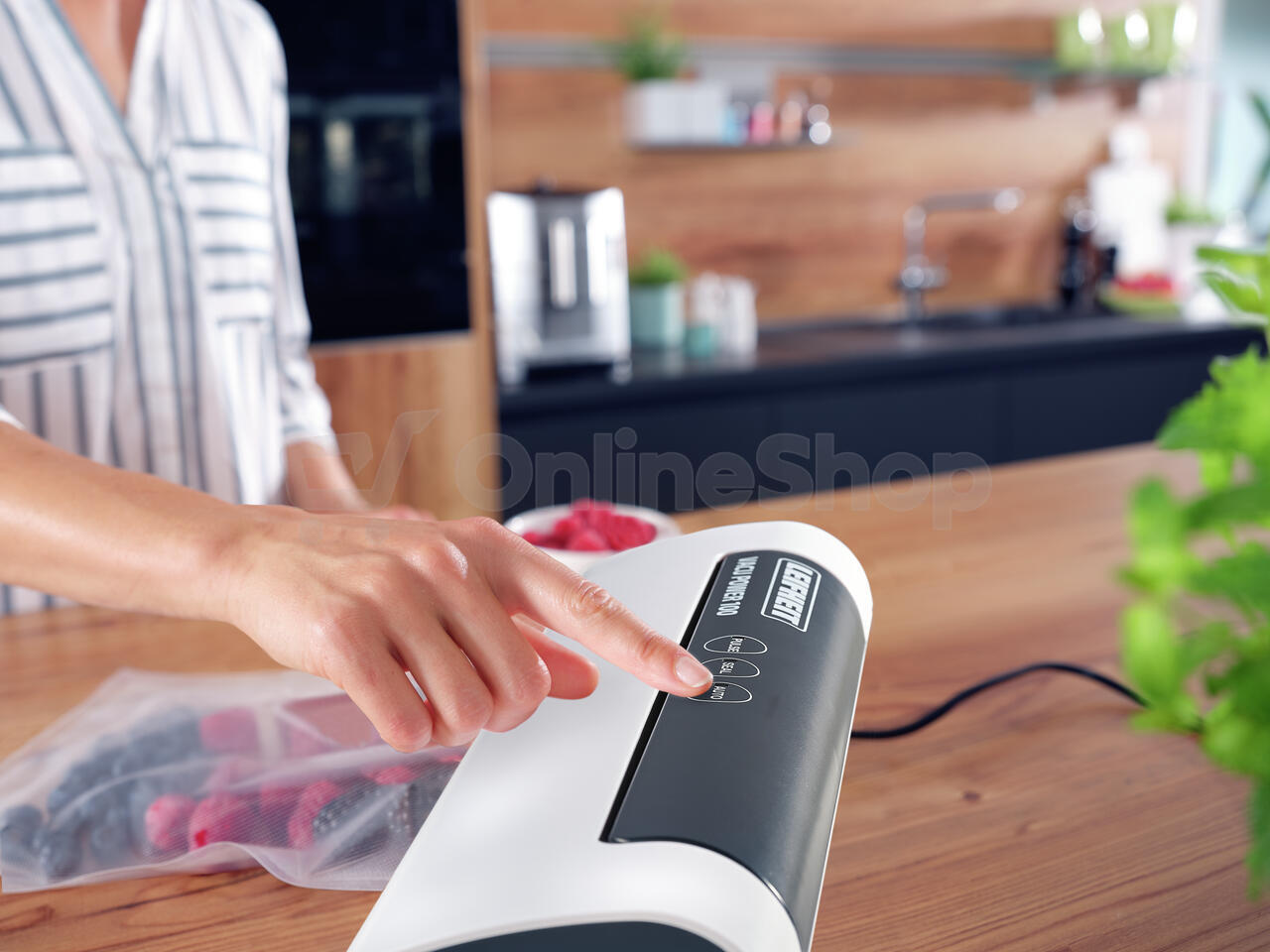 Vakuovačka Vacu Power 100 LEIFHEIT