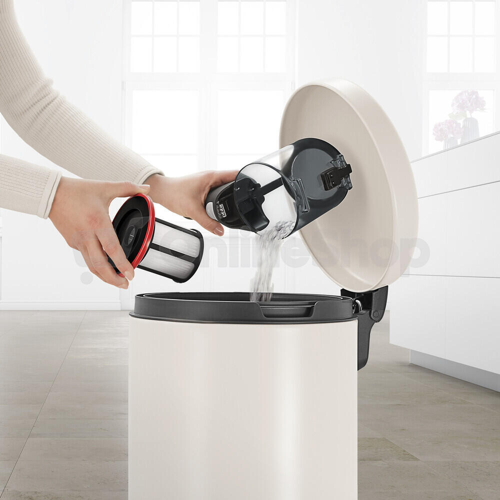 Tyčový vysavač Bosch BBS611MAT