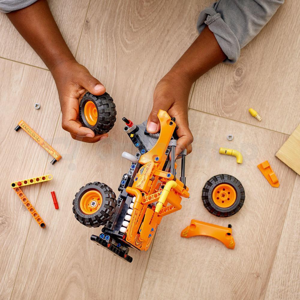 Fotogalerie LEGO® Technic 42135 Monster Jam™ El Toro Loco™ | ONLINESHOP.cz