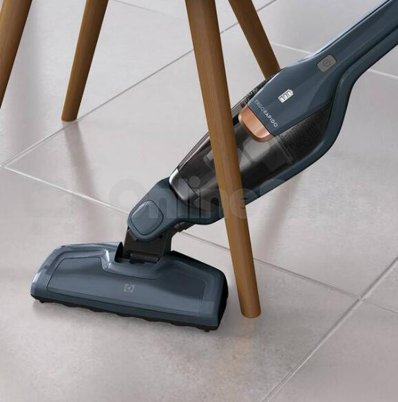 Tyčový vysavač Electrolux Ergorapido Classic EERC75DB