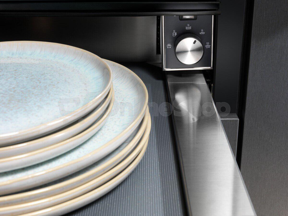 Ohřívací zásuvka Electrolux 900 PRO EBD4X