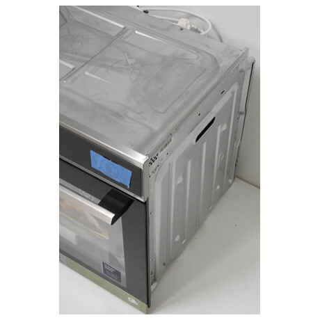 Trouba Electrolux EOC8P39WX