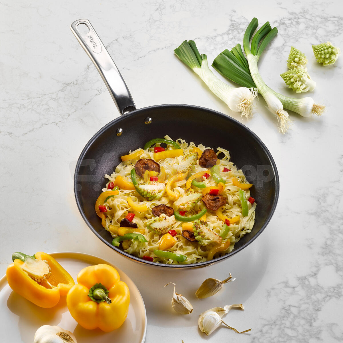 Pánev Wok Tefal Intuition B8171944 28 cm