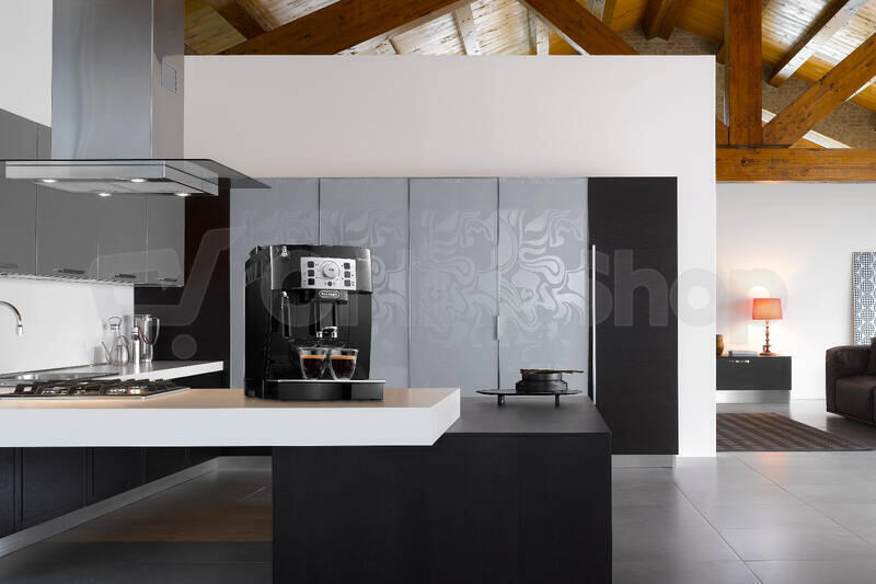 Automatický kávovar DeLonghi Magnifica S ECAM 22.112.B