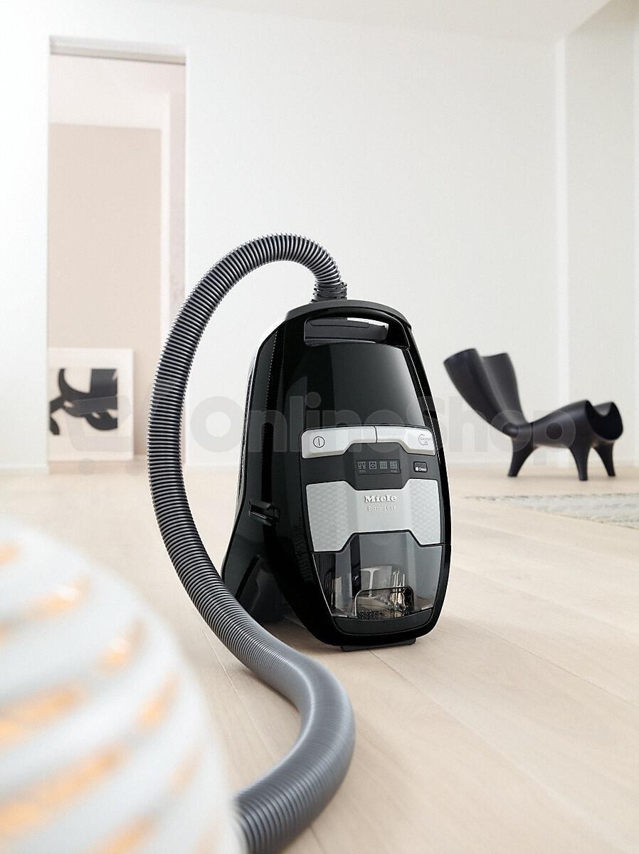 Vysavač Miele Blizzard CX1 Comfort PowerLine, obsidian černá