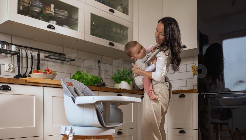 Ergonomické nosítko MoMi COLLET šedá