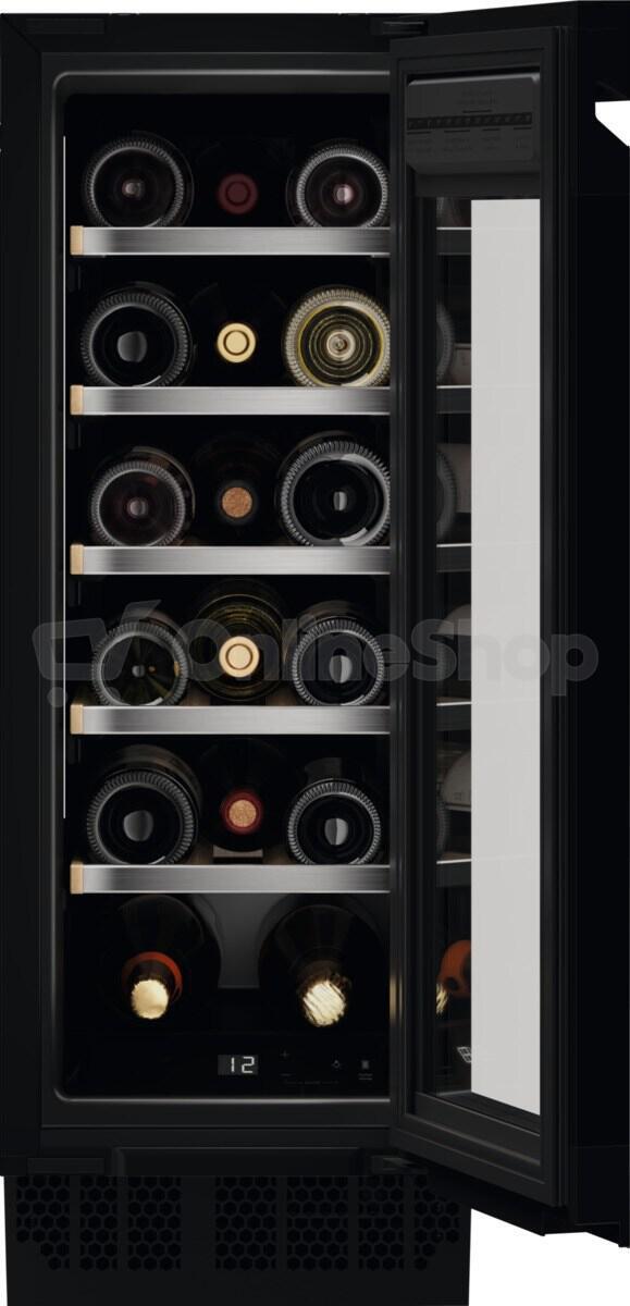 Vinotéka Electrolux EWUS018B7B