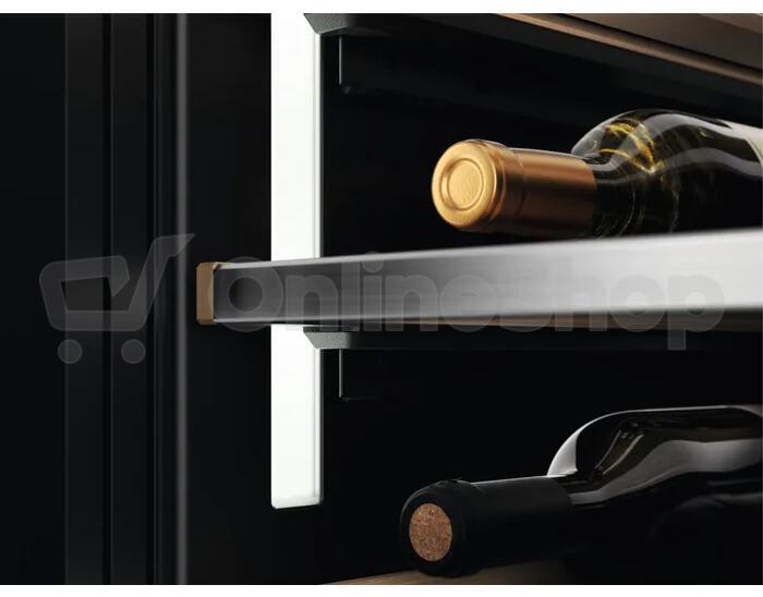 Vinotéka Electrolux EWUD040B8B