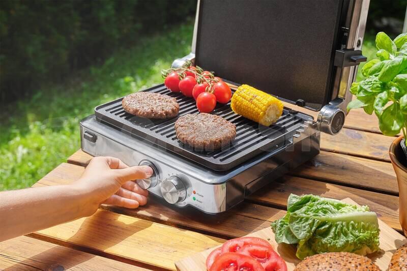 Kontaktní gril Sencor SBG 4010SS