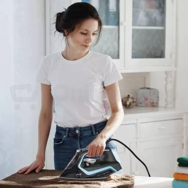 Žehlička Ufesa GlidePro PV2600