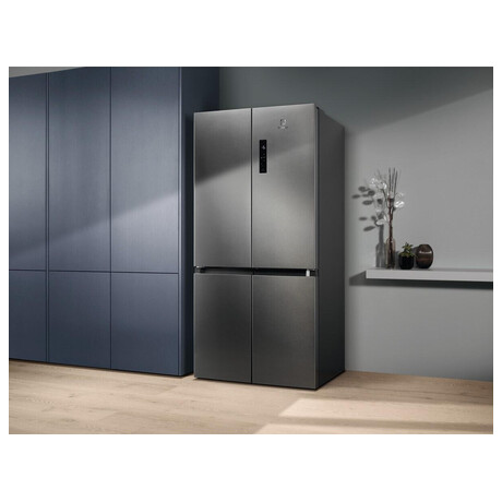 Chladnika Electrolux ELT9VE52U0