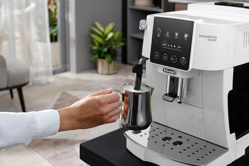 Automatický kávovar DeLonghi Magnifica Start ECAM 220.20.W