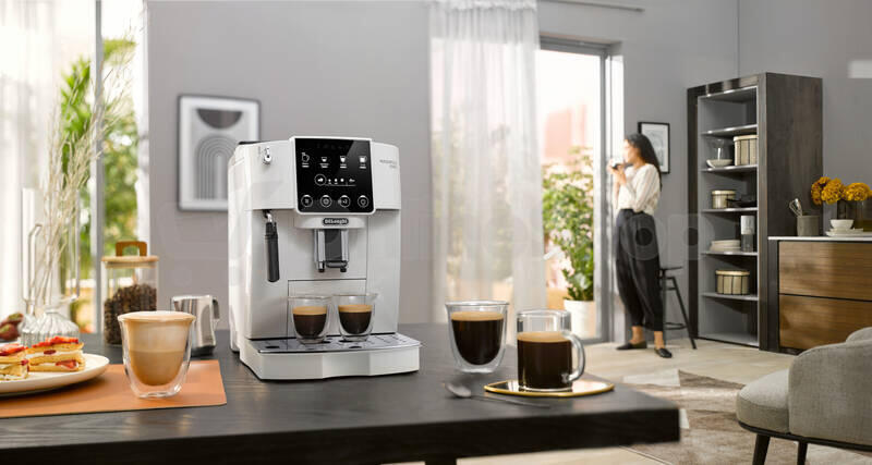 Automatický kávovar DeLonghi Magnifica Start ECAM 220.20.W