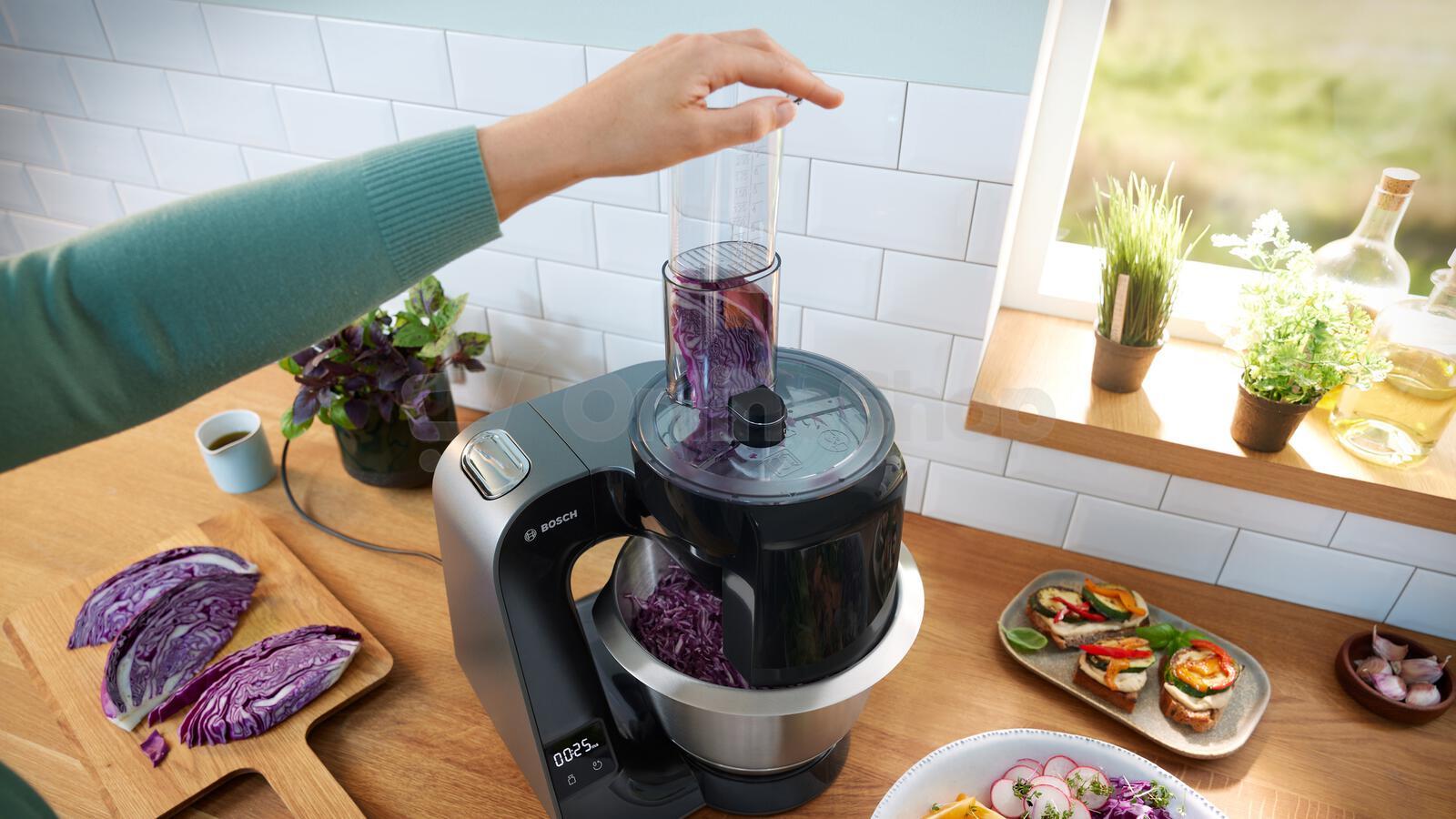 Kuchyňský robot Bosch MUM5XC4E MUM 5 s váhou 1000 W černý