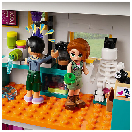 Recenze LEGO® Friends 41731 Mezinárodní škola v městečku Heartlake