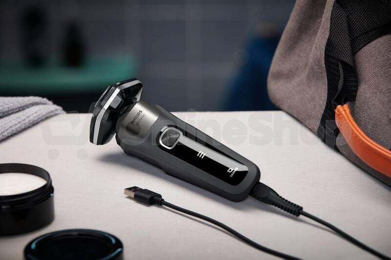 Holící strojek pánský Philips Series 5000 S5887/10
