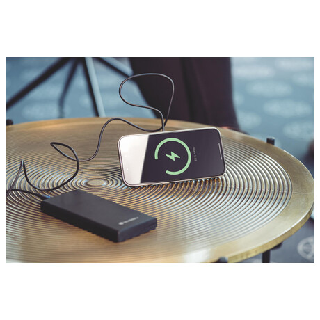 Bezdrtov nabjeka GoGEN s MagSafe funkc a kovovm drkem, ern