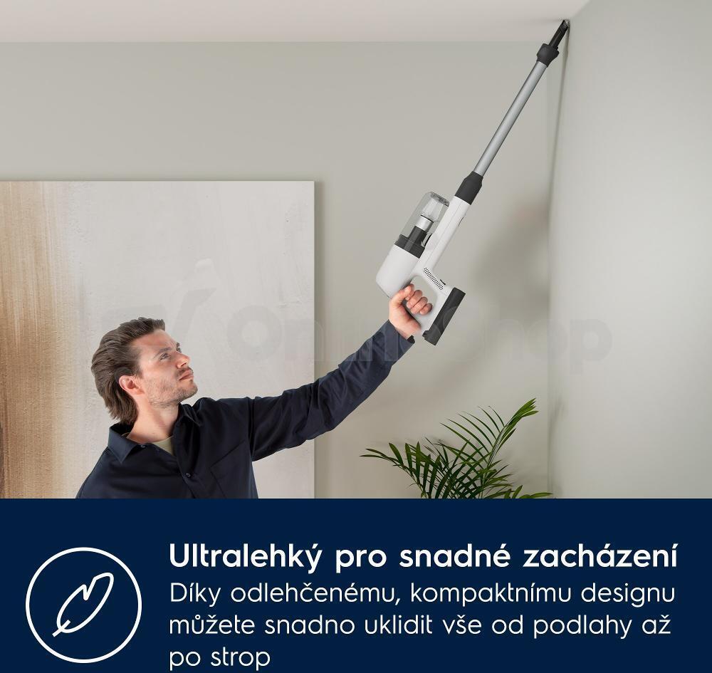 Tyčový vysavač Electrolux 700 Hygienic UV EP71HB14UV